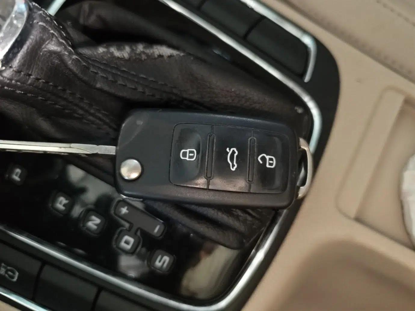 Skoda Superb Combi 2014 2.0 TSI Prestige Edition — миниатюра 12