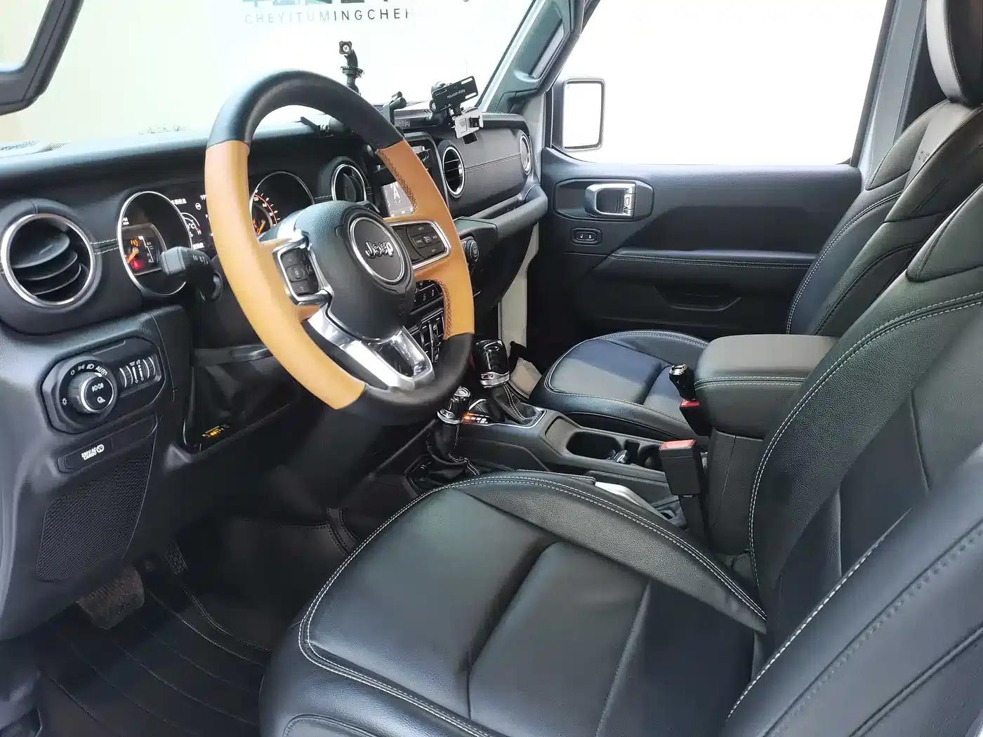 Gladiator 2022 3.6L First Edition — миниатюра 15
