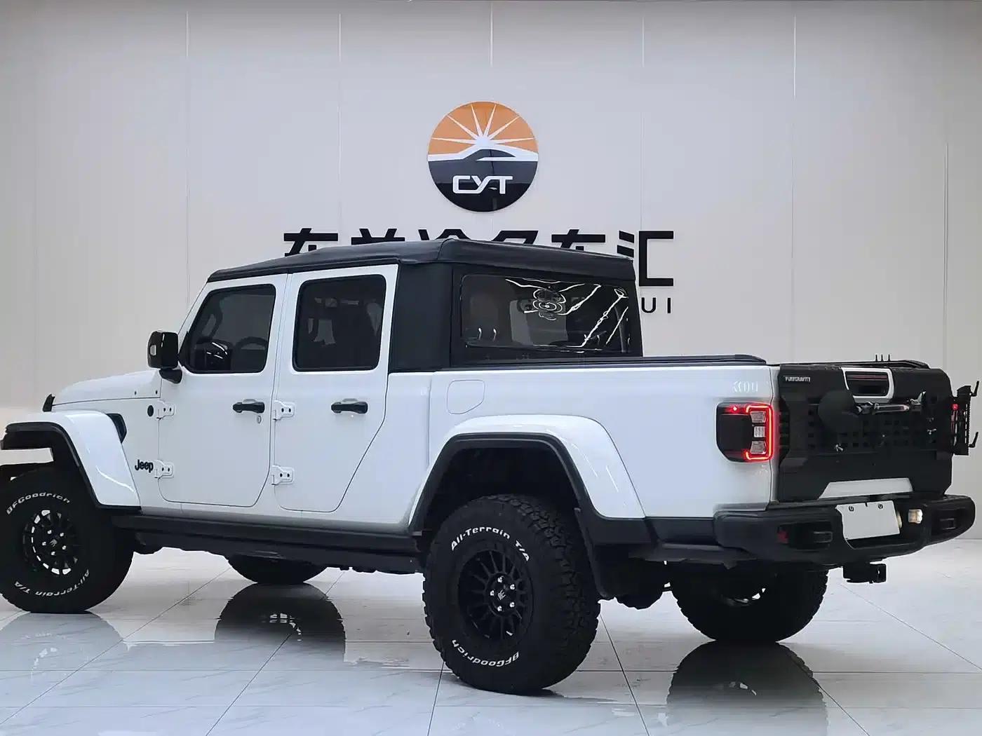 Gladiator 2022 3.6L First Edition — миниатюра 5