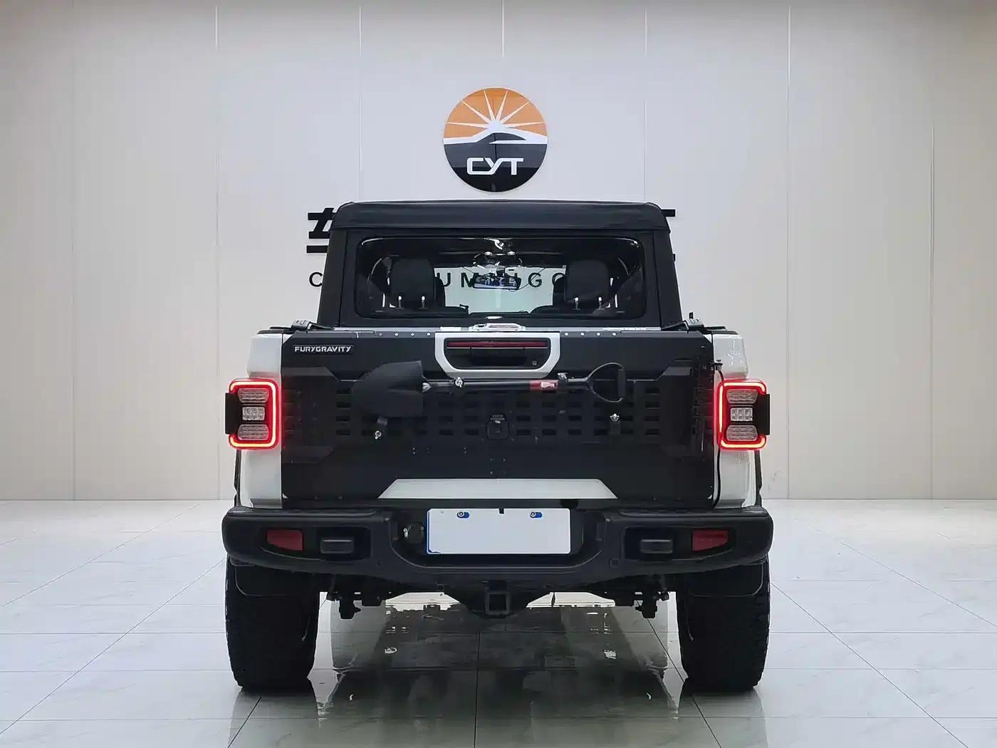 Gladiator 2022 3.6L First Edition — миниатюра 6