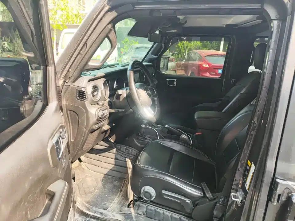 Jeep Wrangler New Energy 2021 Model 4-Door 2.0T 4xe Sahara — миниатюра 10