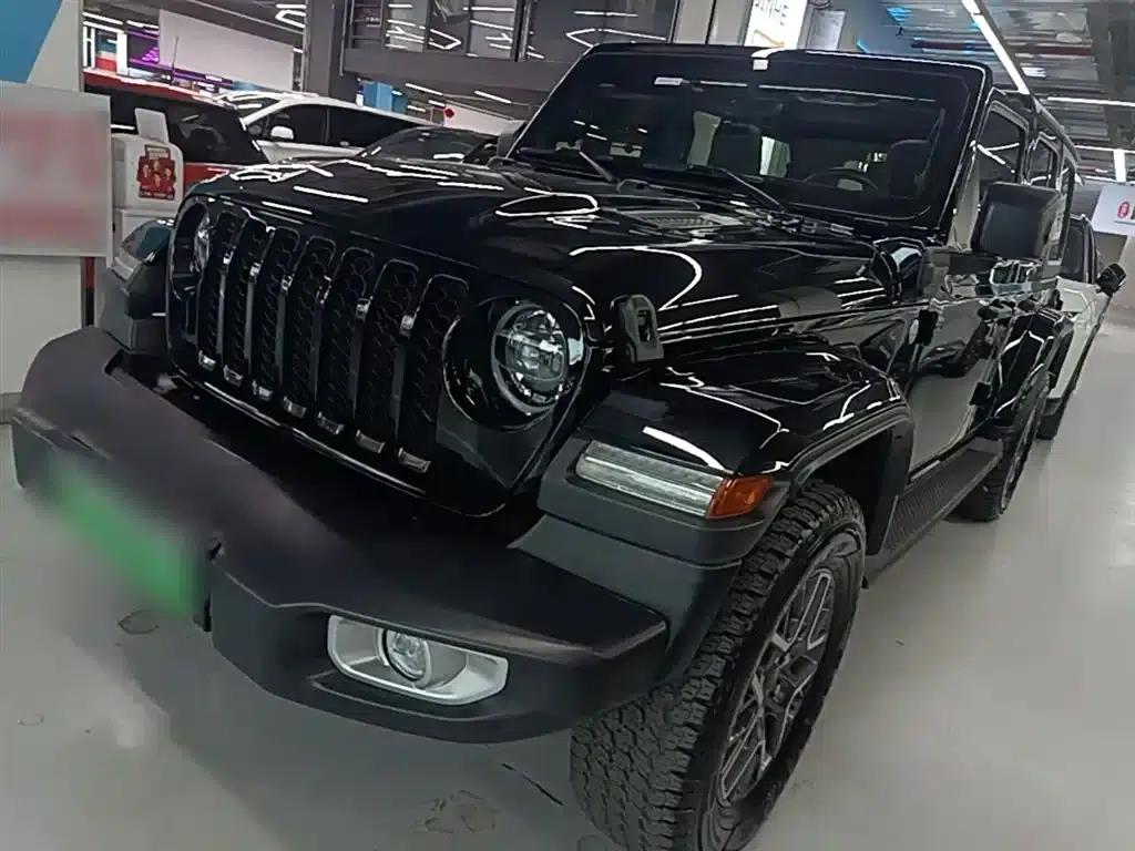Jeep Wrangler New Energy 2021 Model 4-Door 2.0T 4xe Sahara First Edition — миниатюра 1