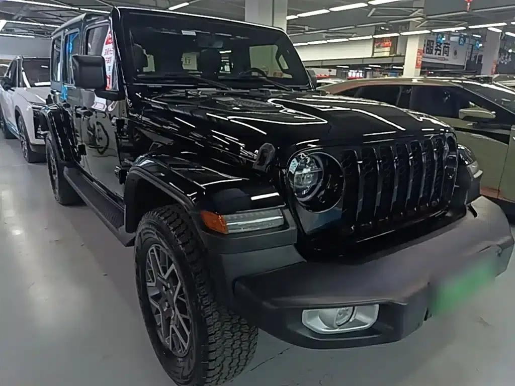 Jeep Wrangler New Energy 2021 Model 4-Door 2.0T 4xe Sahara First Edition — миниатюра 4