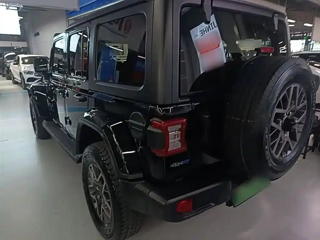 Jeep Wrangler New Energy 2021 Model 4-Door 2.0T 4xe Sahara First Edition — миниатюра 5