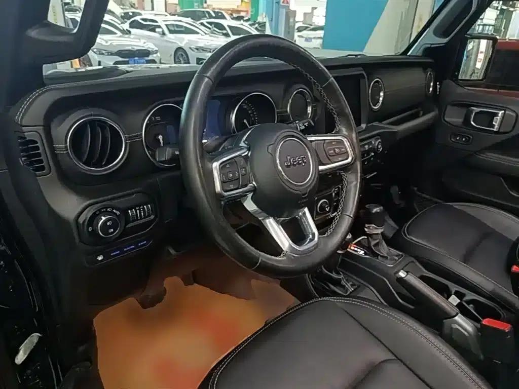 Jeep Wrangler New Energy 2021 Model 4-Door 2.0T 4xe Sahara First Edition — миниатюра 10