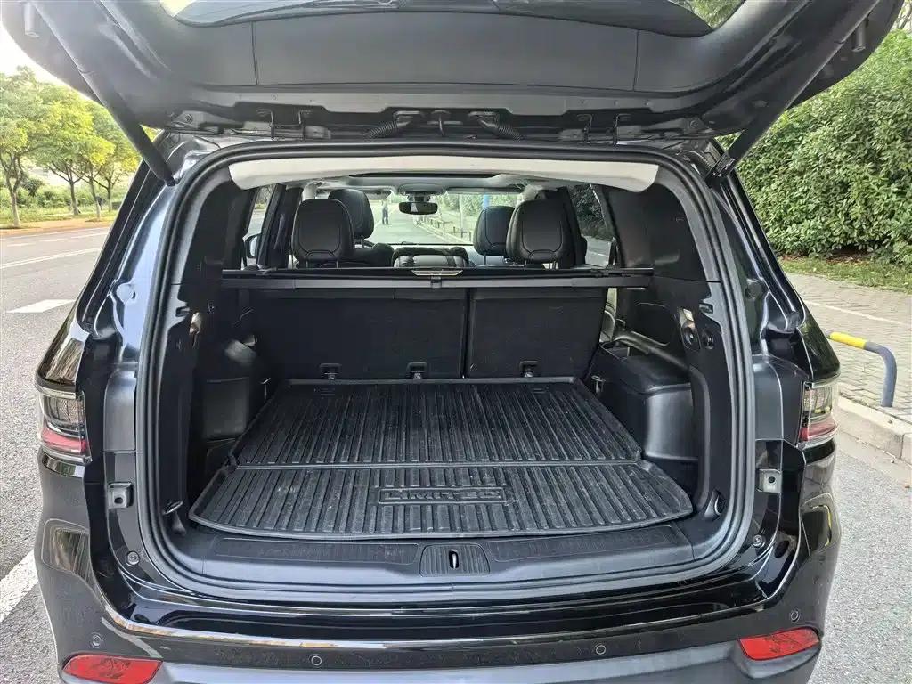 Commander 2018 2.0T 2WD Enjoy Edition (China VI Emission Standard) — миниатюра 19
