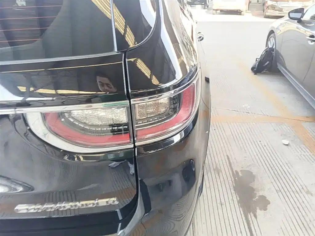 Commander 2018 2.0T 2WD Enjoy Edition (China VI Emission Standard) — миниатюра 8