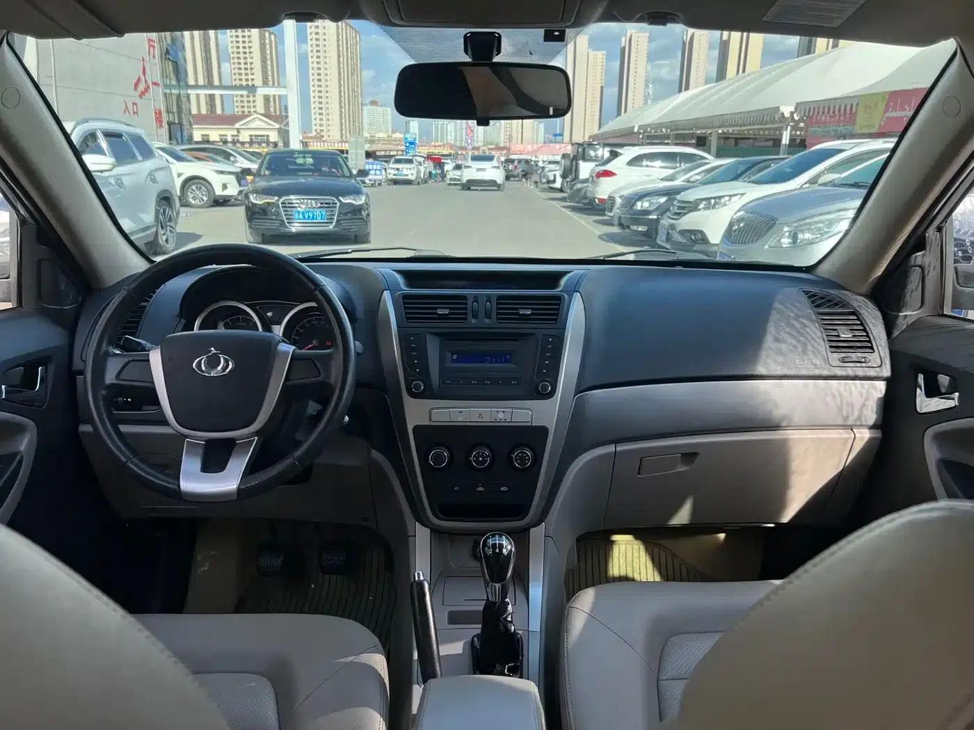 Geely GX7 2012 1.8L Manual Comfort Model — миниатюра 7