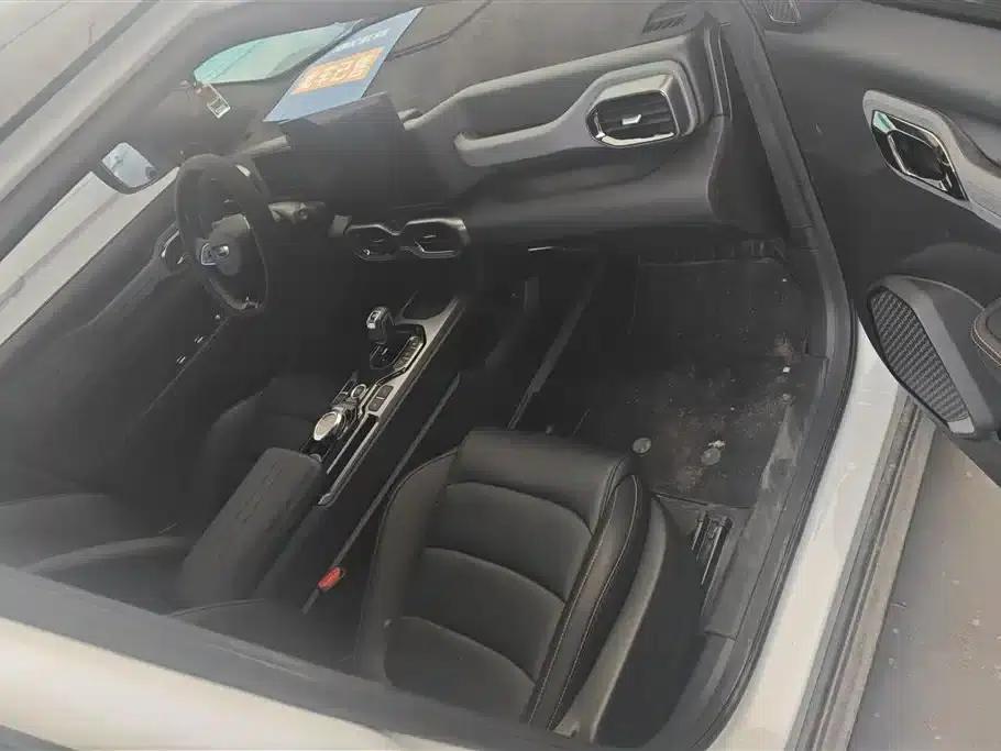 Geely Cowboy 2025 1.5TD Trendy Edition — миниатюра 8