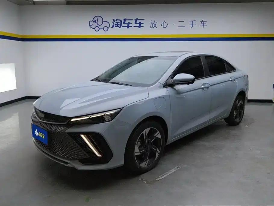 Geely Emgrand L HiP 2022 1.5TD-DHT Pro 100KM Super — миниатюра 1