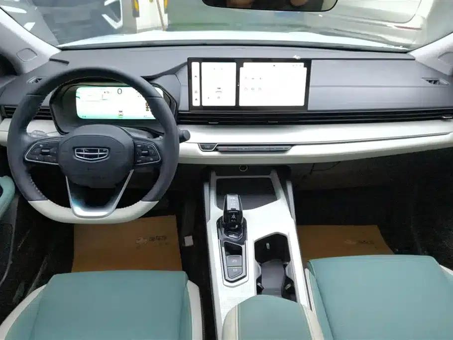 Geely Emgrand L HiP 2022 1.5TD-DHT Pro 100KM Super — миниатюра 12