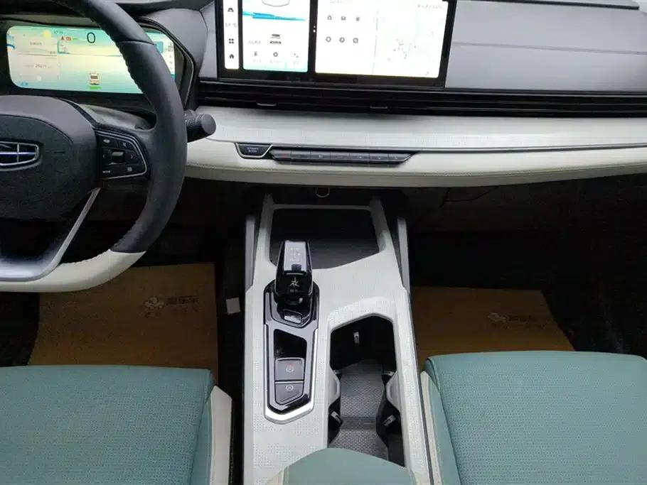 Geely Emgrand L HiP 2022 1.5TD-DHT Pro 100KM Super — миниатюра 16