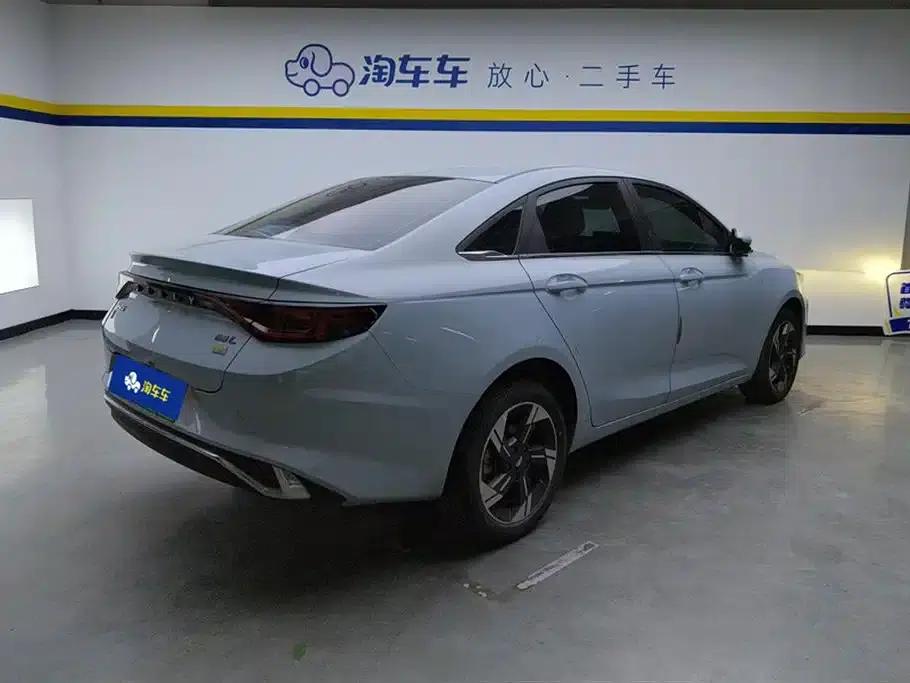 Geely Emgrand L HiP 2022 1.5TD-DHT Pro 100KM Super — миниатюра 3