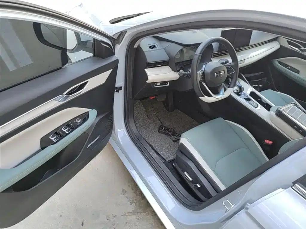 Geely Emgrand L HiP 2022 1.5TD-DHT Pro 100KM Super — миниатюра 16