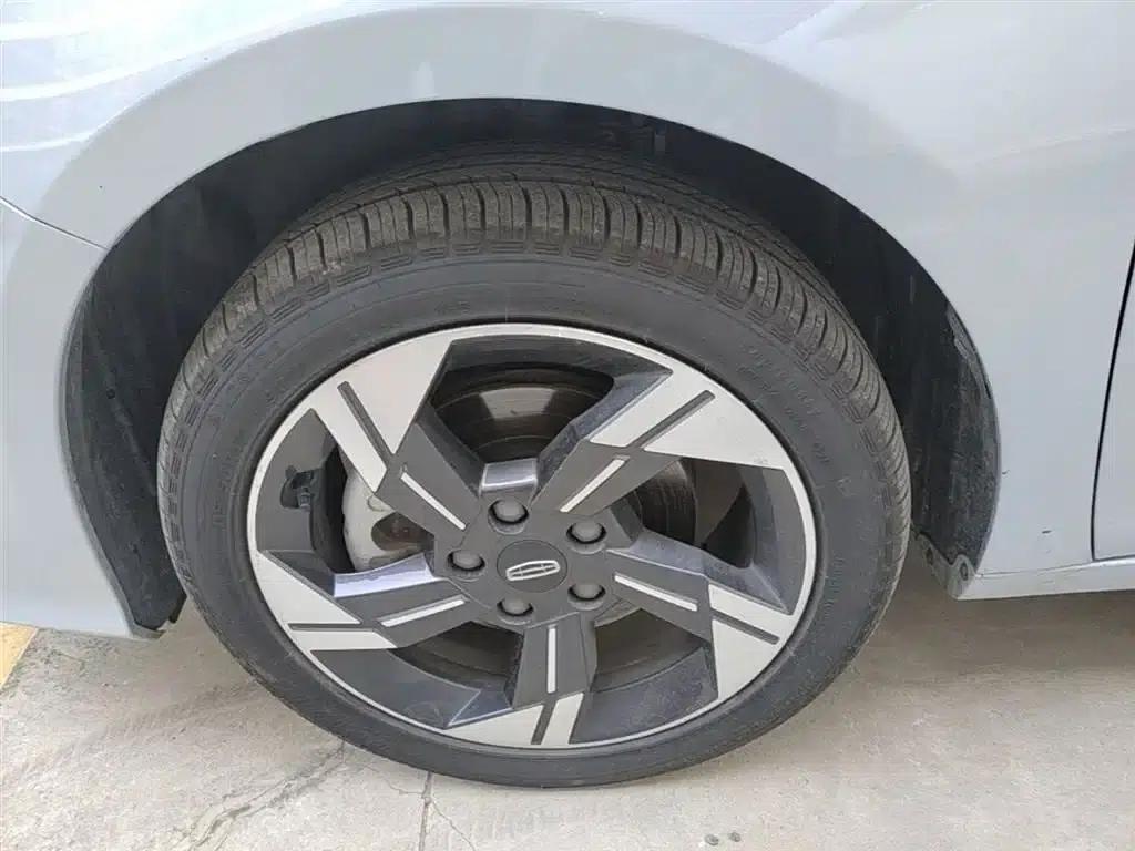 Geely Emgrand L HiP 2022 1.5TD-DHT Pro 100KM Super — миниатюра 23