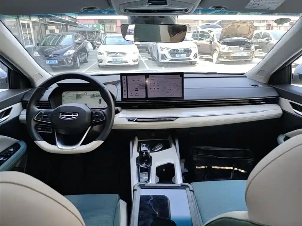 Geely Emgrand L HiP 2022 1.5TD-DHT Pro 100KM Super — миниатюра 10
