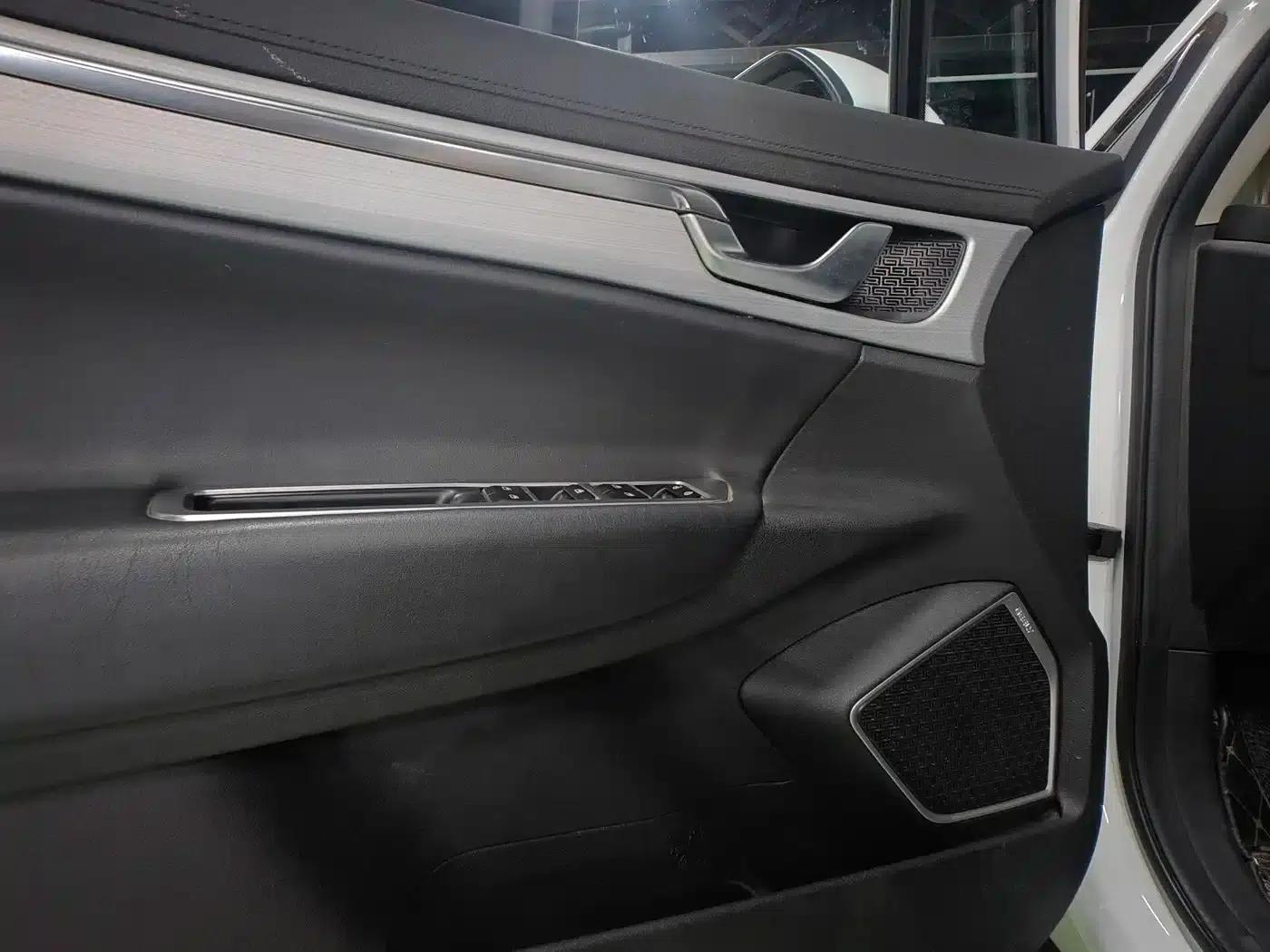 Geely GSe 2018 Premium Edition — миниатюра 8