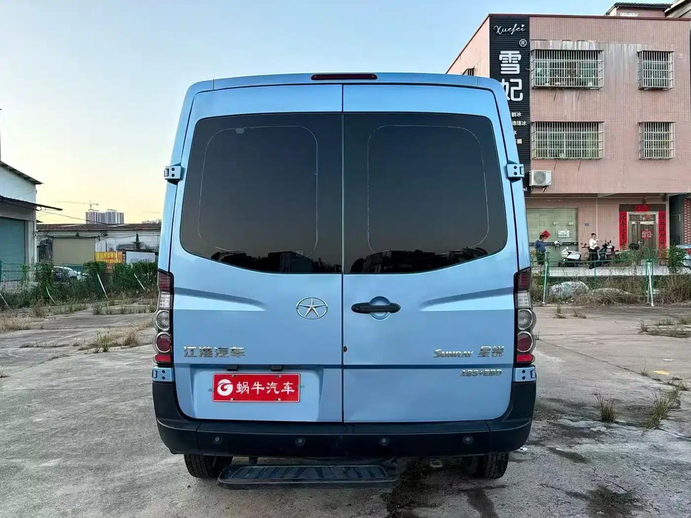 Starlight 2019 1.9T Short Wheelbase Multipurpose Passenger Vehicle — миниатюра 11