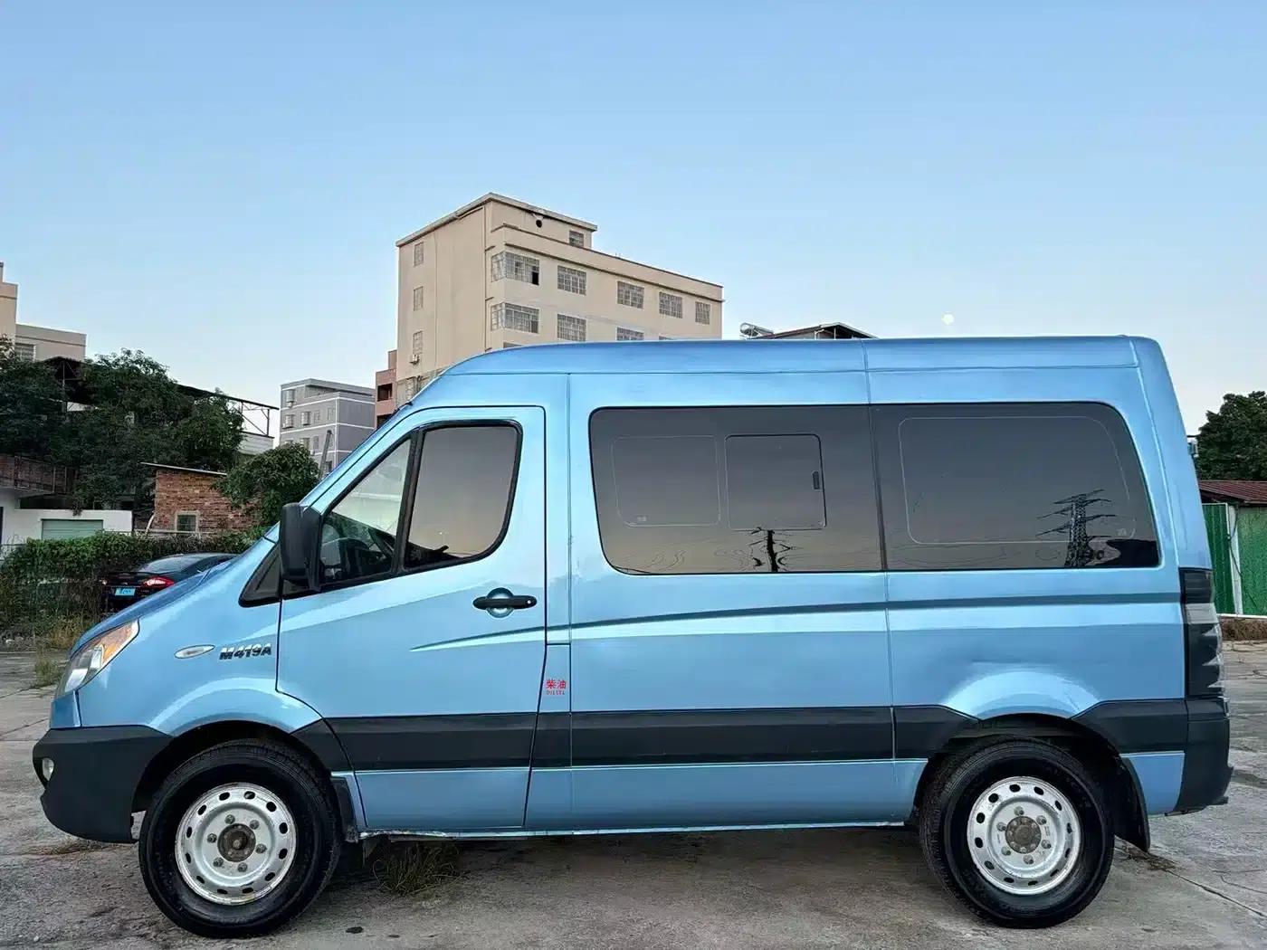 Starlight 2019 1.9T Short Wheelbase Multipurpose Passenger Vehicle — миниатюра 14