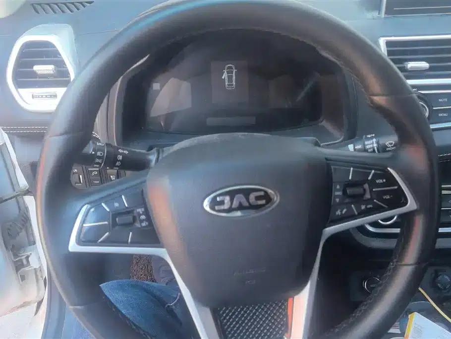 JAC iEV6E 2018 Sport Edition, iEV6E Luxury Smart Edition — миниатюра 15