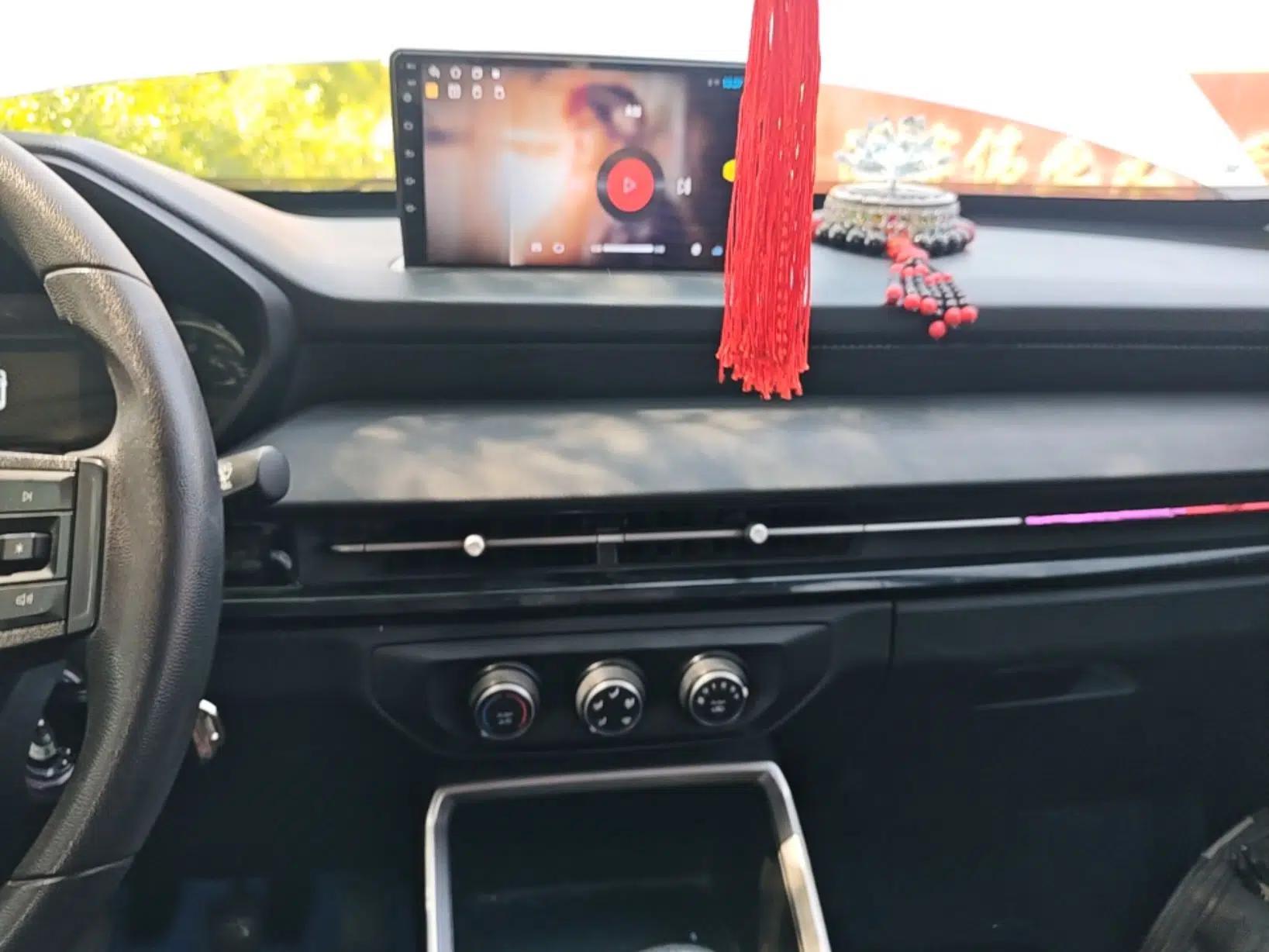 Wuling Alvez 2022 1.5L Manual Free-Style Model — миниатюра 16