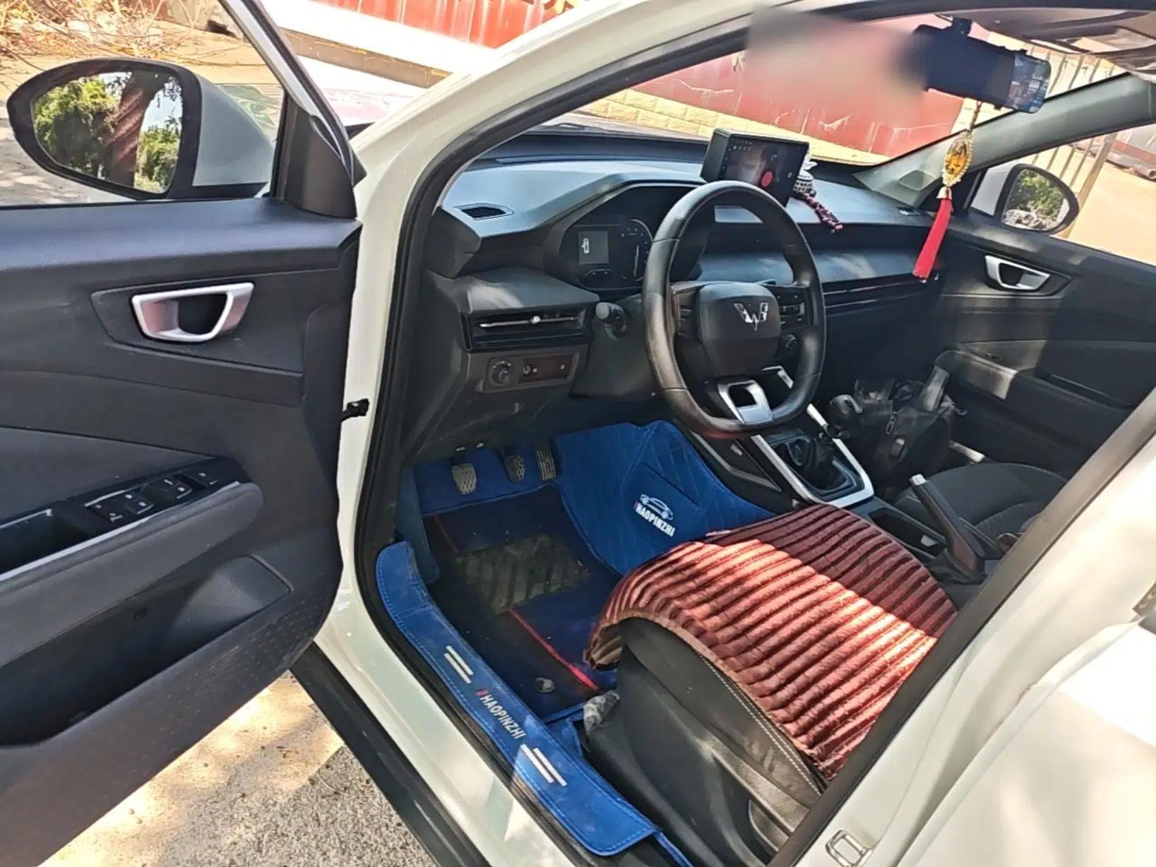 Wuling Alvez 2022 1.5L Manual Free-Style Model — миниатюра 19