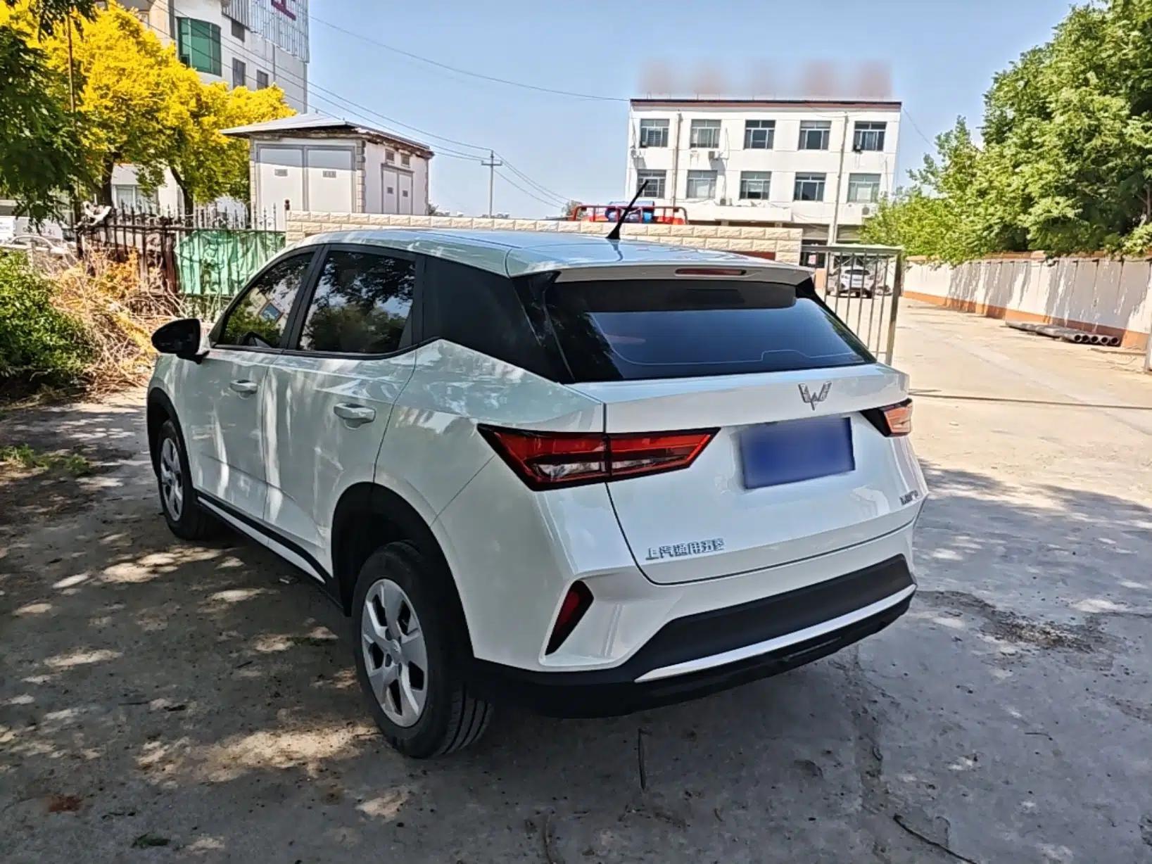 Wuling Alvez 2022 1.5L Manual Free-Style Model — миниатюра 4