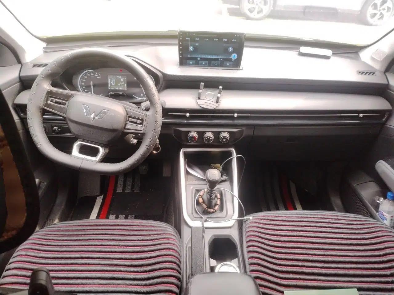 Wuling Alvez 2022 1.5L Manual Free-Style Model — миниатюра 10