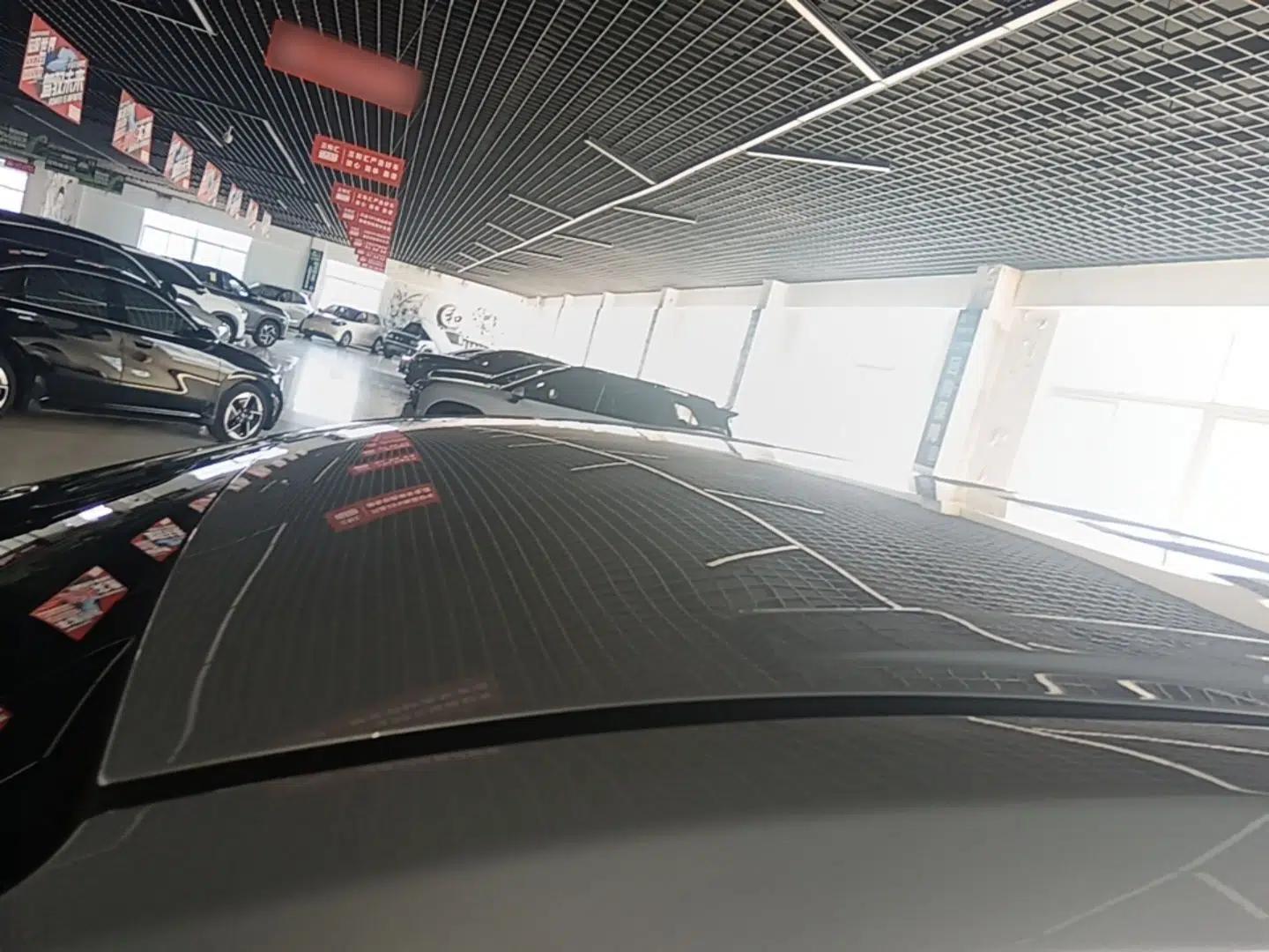 Wuling Starlight 730 2025 Model Plug-in Hybrid 125km Luxury Edition — миниатюра 11