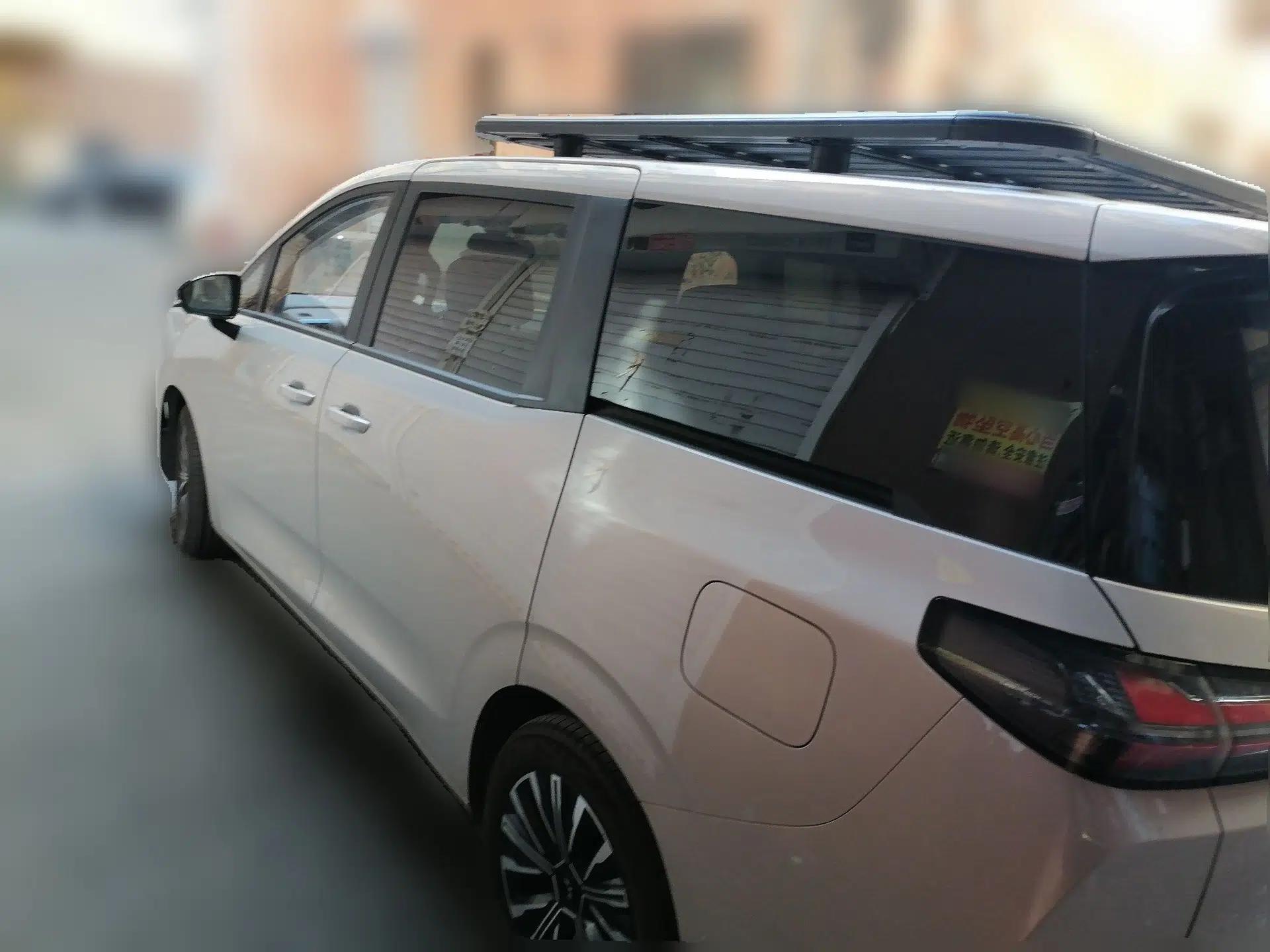 Wuling Starlight 730 2025 Model Pure Electric 500km Luxury Edition — миниатюра 4