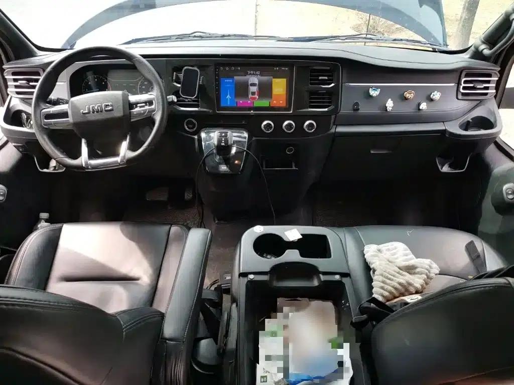 Jiangling Fushun 2023 2.0T Automatic Short Wheelbase Low Roof Commercial Multi-purpose Passenger Vehicle with 6 Seats and Lift-up Tailgate — миниатюра 13