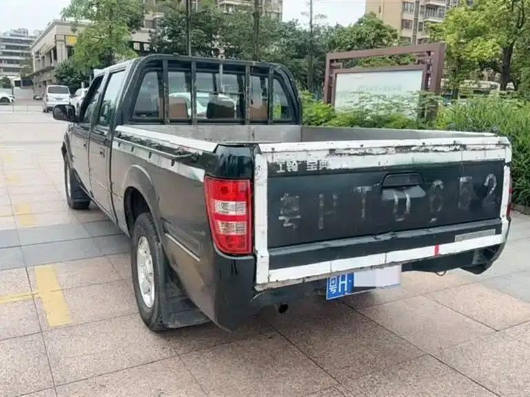 Baodian 2016 New Value-for-Money Diesel Two-Wheel Drive Extended Cargo Basic Model JX493ZLQ4F — миниатюра 5