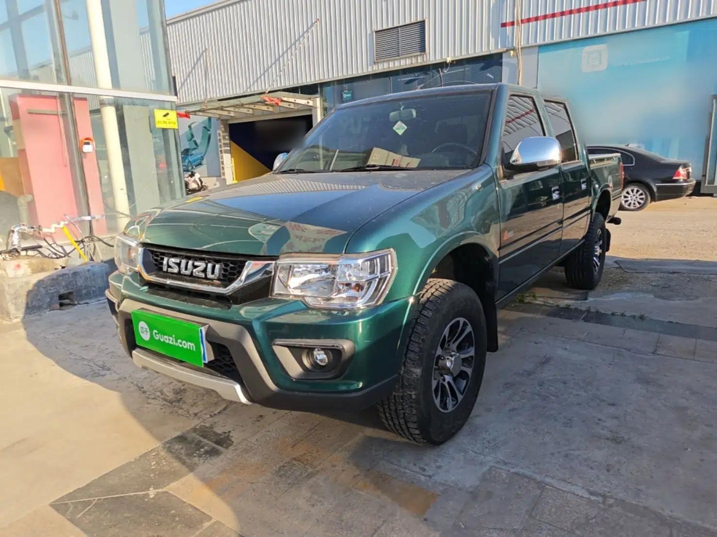 Isuzu Qingling T17 2023 3.0T Diesel 4x4 Crew Cab with Standard Wheelbase 4KH1CT6H1 — миниатюра 1