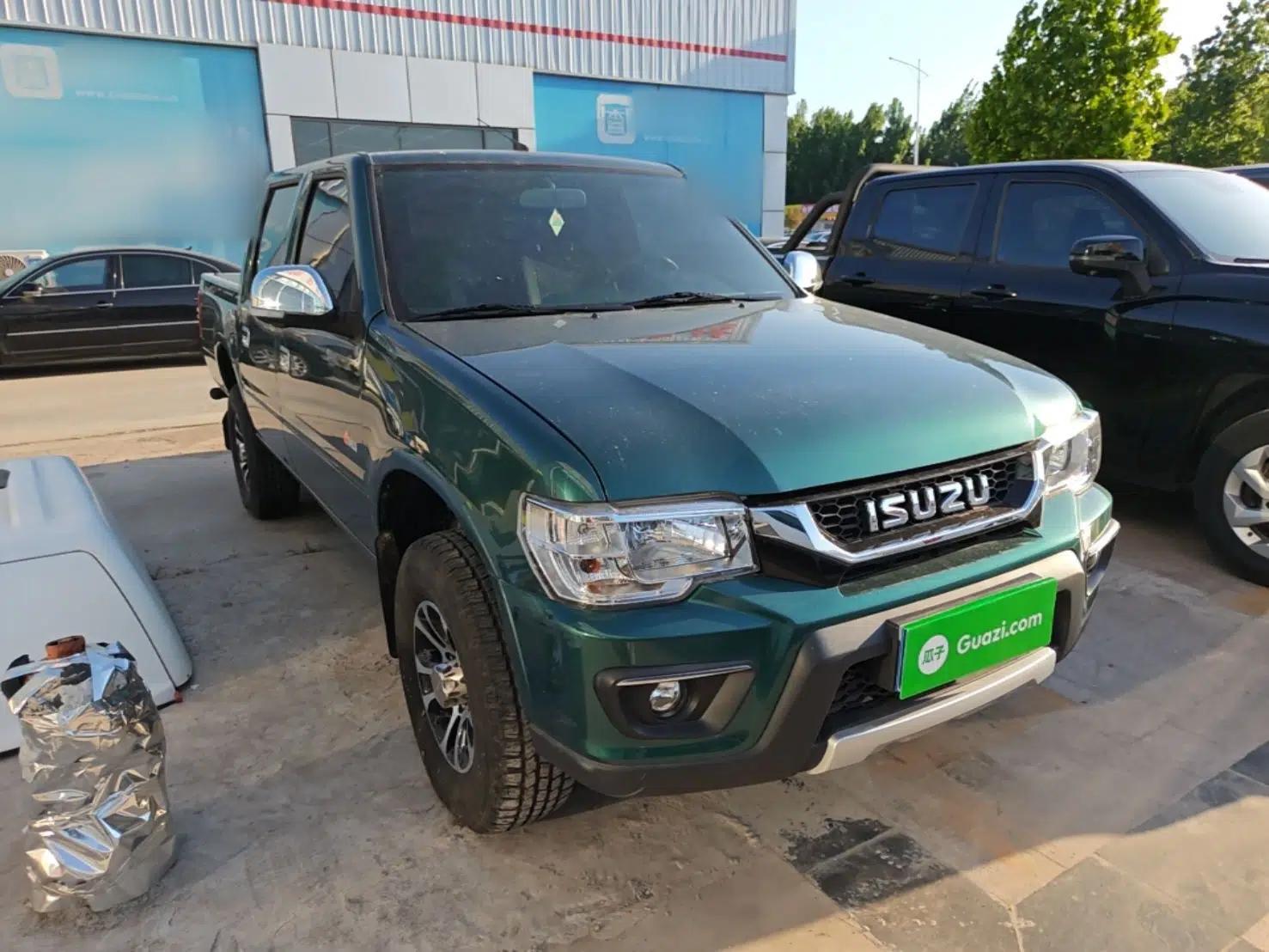 Isuzu Qingling T17 2023 3.0T Diesel 4x4 Crew Cab with Standard Wheelbase 4KH1CT6H1 — миниатюра 3