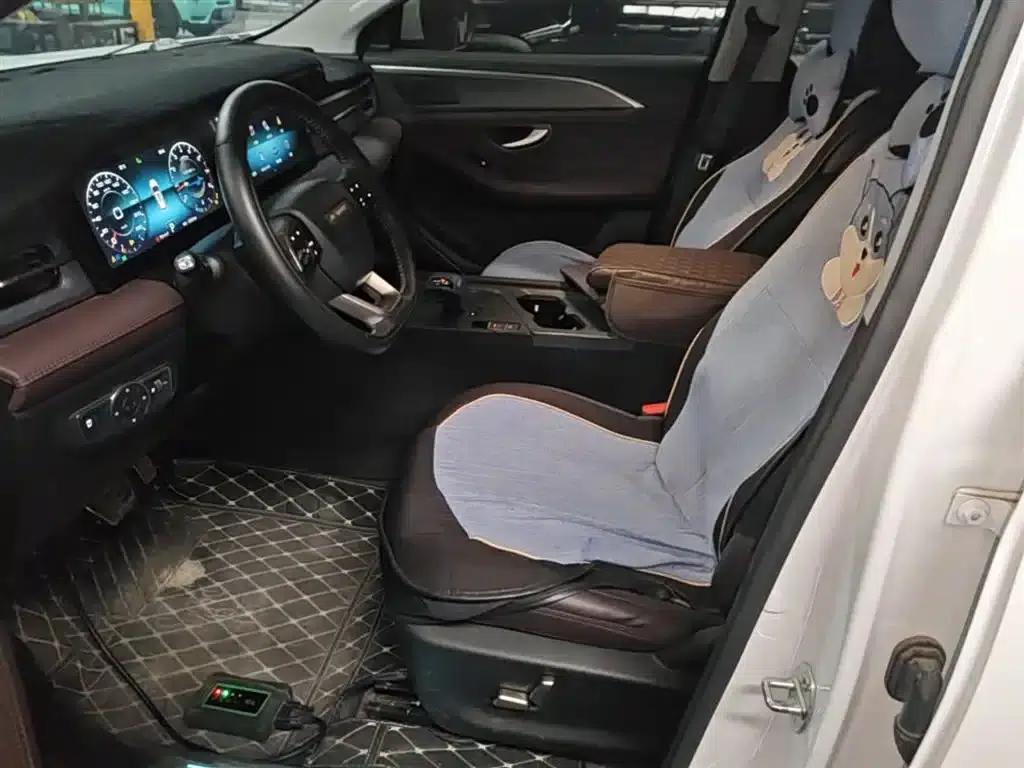 Jetour X90 PLUS 2024 1.6TD DCT Villa 7-Seater — миниатюра 15