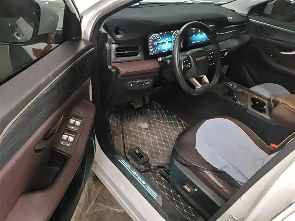 Jetour X90 PLUS 2024 1.6TD DCT Villa 7-Seater — миниатюра 16