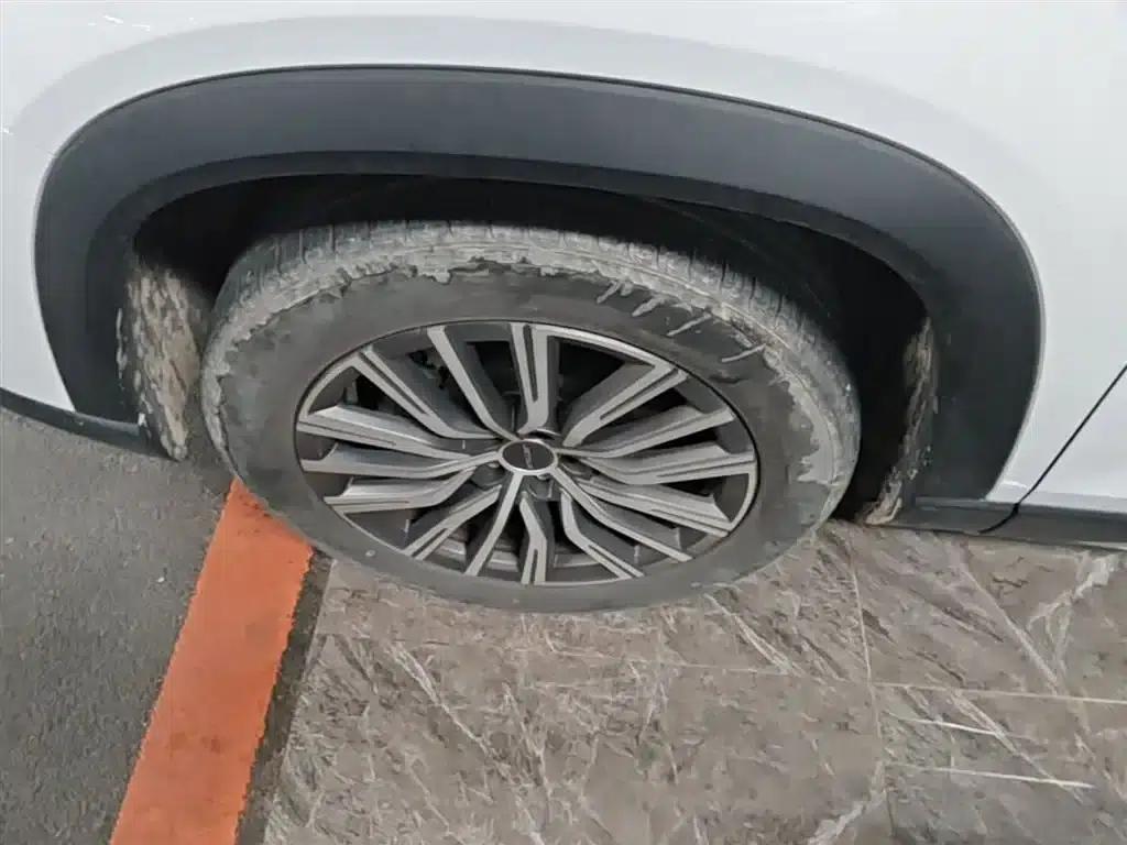 Jetour X90 PLUS 2024 1.6TD DCT Villa 7-Seater — миниатюра 22