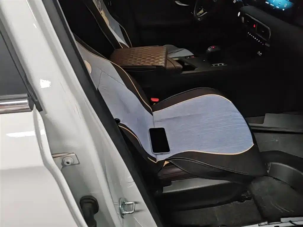 Jetour X90 PLUS 2024 1.6TD DCT Villa 7-Seater — миниатюра 24