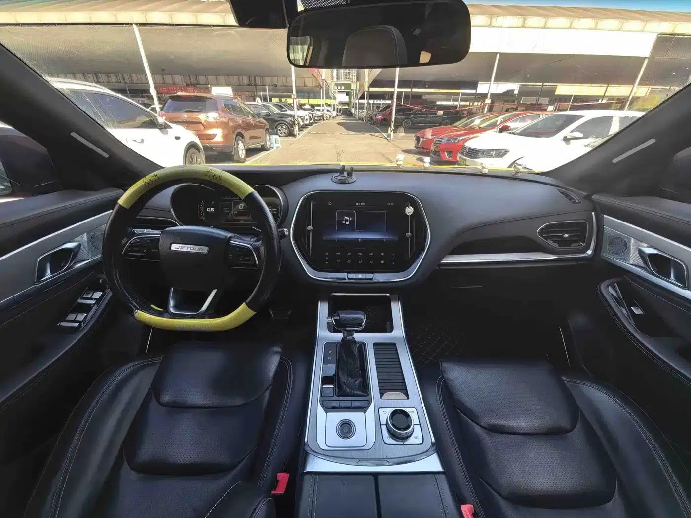 Jetour X70 Coupe 2020 1.6T DCT Cool 7-Seater — миниатюра 6
