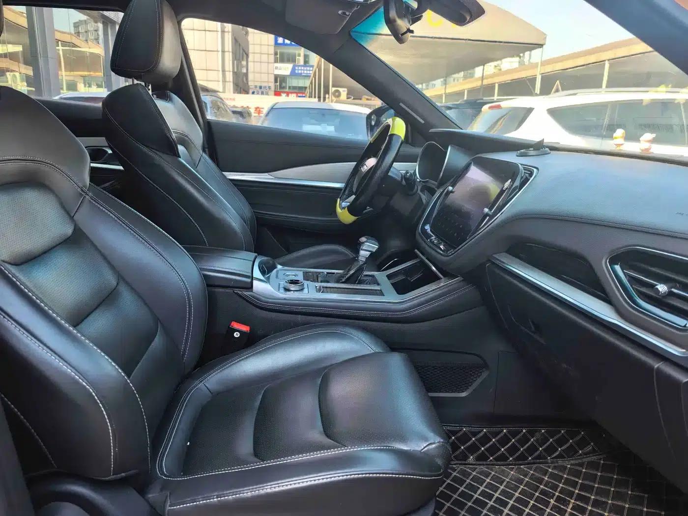 Jetour X70 Coupe 2020 1.6T DCT Cool 7-Seater — миниатюра 9