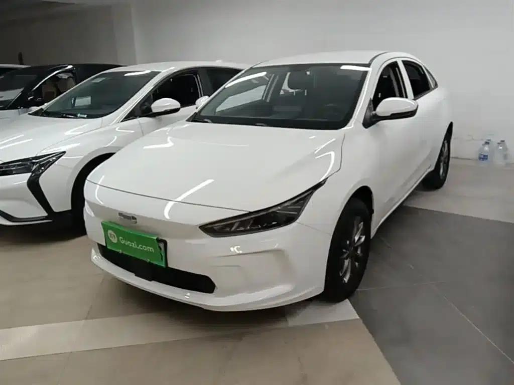 Geely Geometry A 2024 Model 410KM Travel Edition — миниатюра 1
