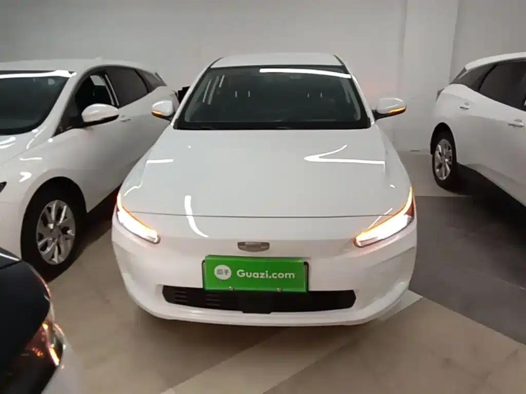Geely Geometry A 2024 Model 410KM Travel Edition — миниатюра 3
