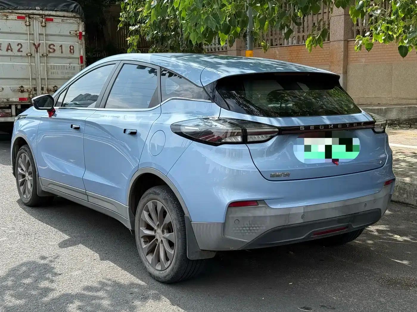 Geely Geometry C 2022 Blueberry C400 — миниатюра 16