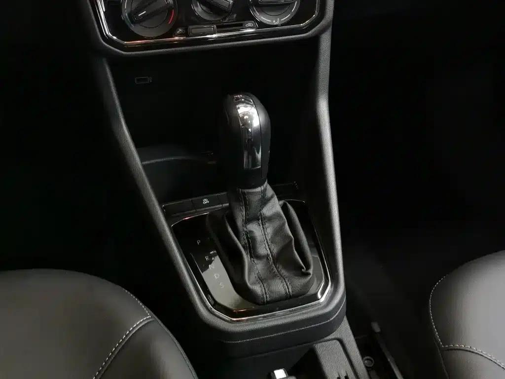 Jetta VA3 2021 1.5L Automatic Enjoy Edition — миниатюра 13
