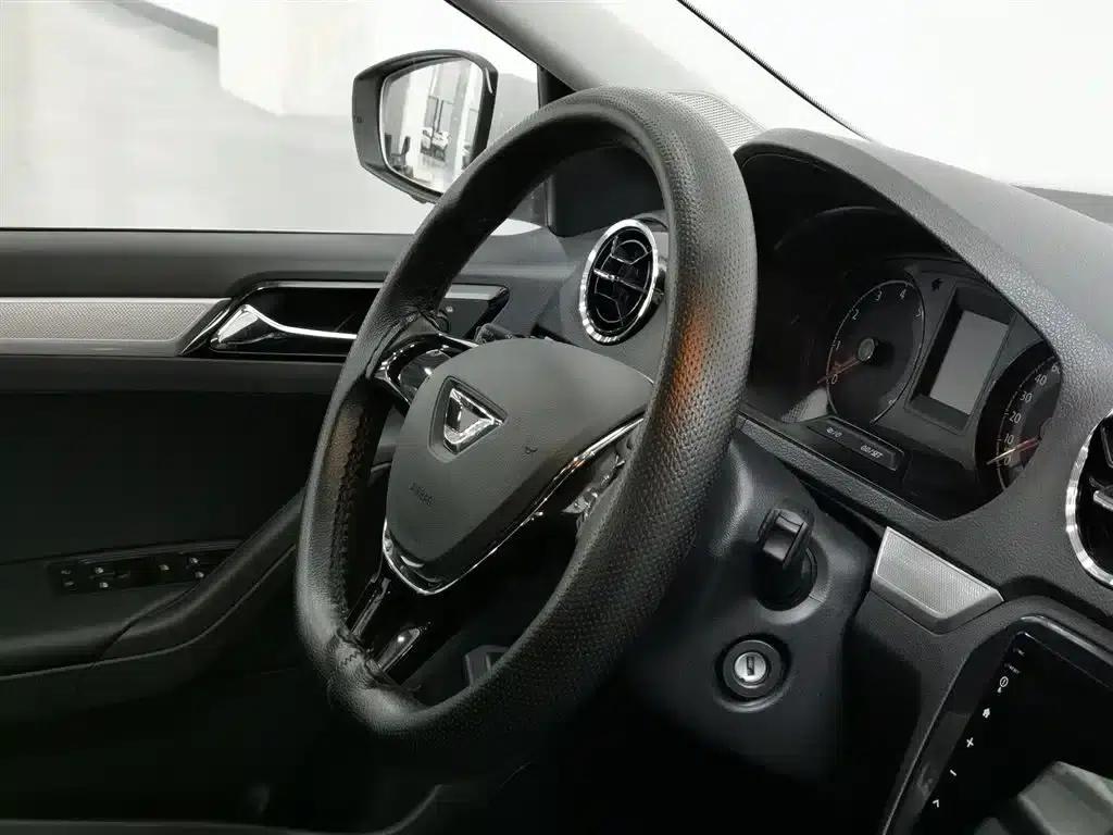 Jetta VA3 2021 1.5L Automatic Enjoy Edition — миниатюра 22
