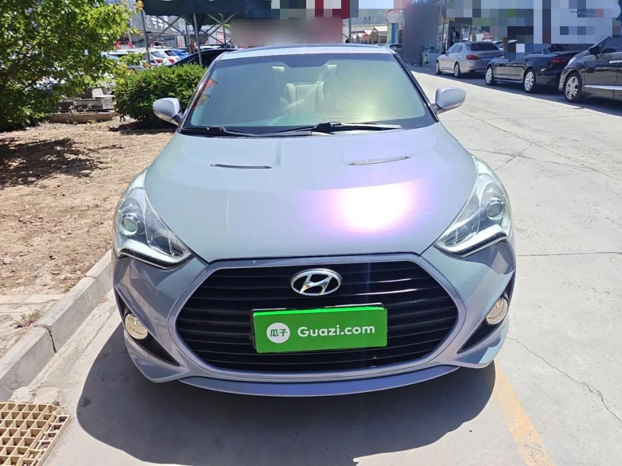 Hyundai Veloster 2012 1.6T Automatic Luxury Edition — миниатюра 2