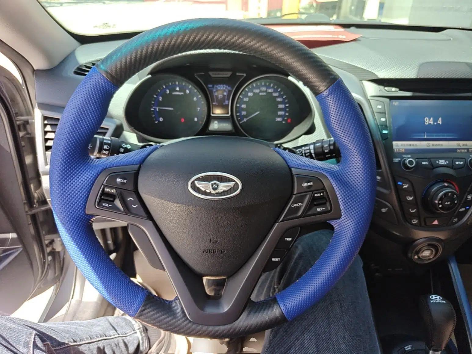 Hyundai Veloster 2012 1.6T Automatic Luxury Edition — миниатюра 14