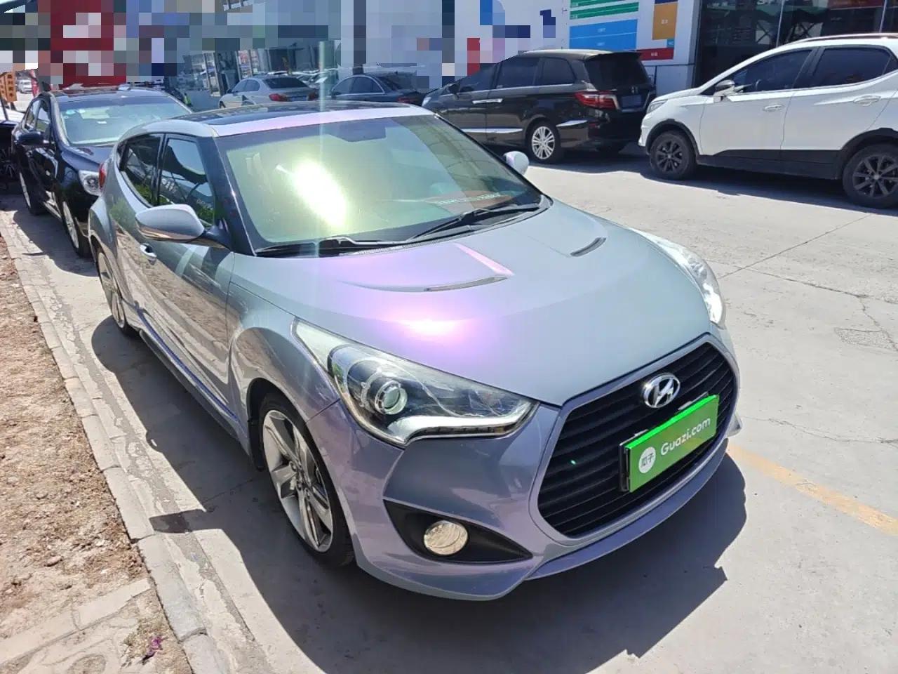 Hyundai Veloster 2012 1.6T Automatic Luxury Edition — миниатюра 3