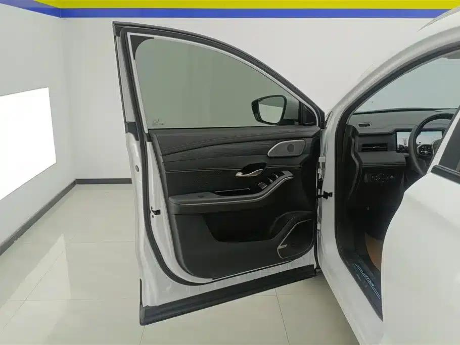 Jetour Mountain & Sea L9 2024 1.5TD 2DHT Pro 7-seater — миниатюра 7
