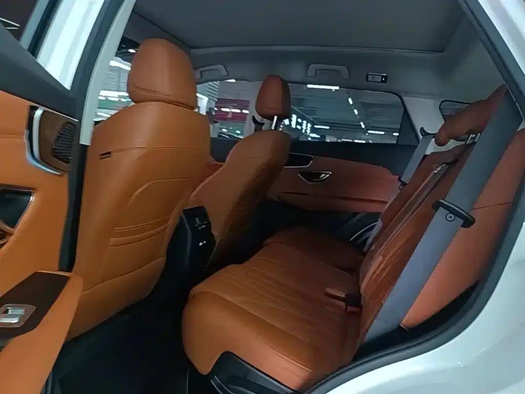 Jetour Mountain & Sea L7 2025 1.5T 120km Comfort Edition 5-seater — миниатюра 17